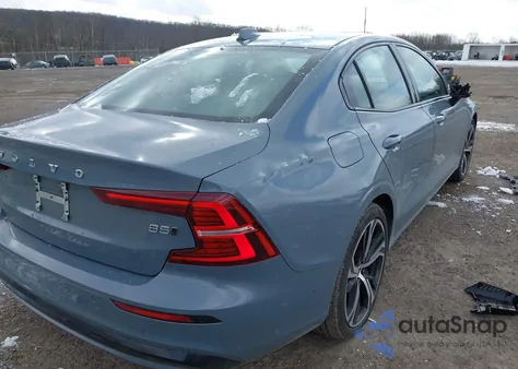 2024 Volvo S60 B5 Plus Dark Theme из США, поврежденный, VIN 7JRL12TL4RG308399